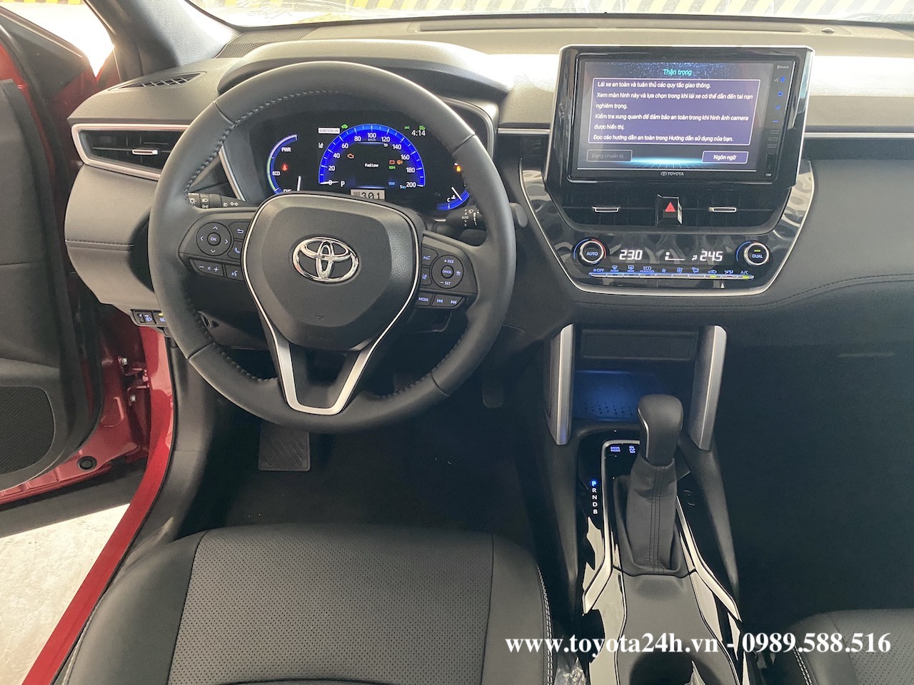 nội-thất-toyota-cross-1.8-HEV-Hybrid-màu-đỏ